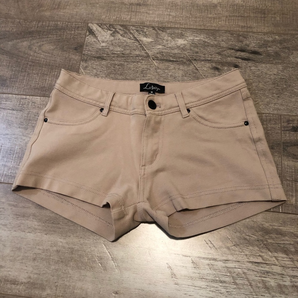 Short shorts